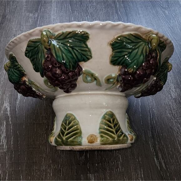 Vintage Italian Majolica Style large Pedestal Bowl with Grape Design‎ - Picture 14 of 15